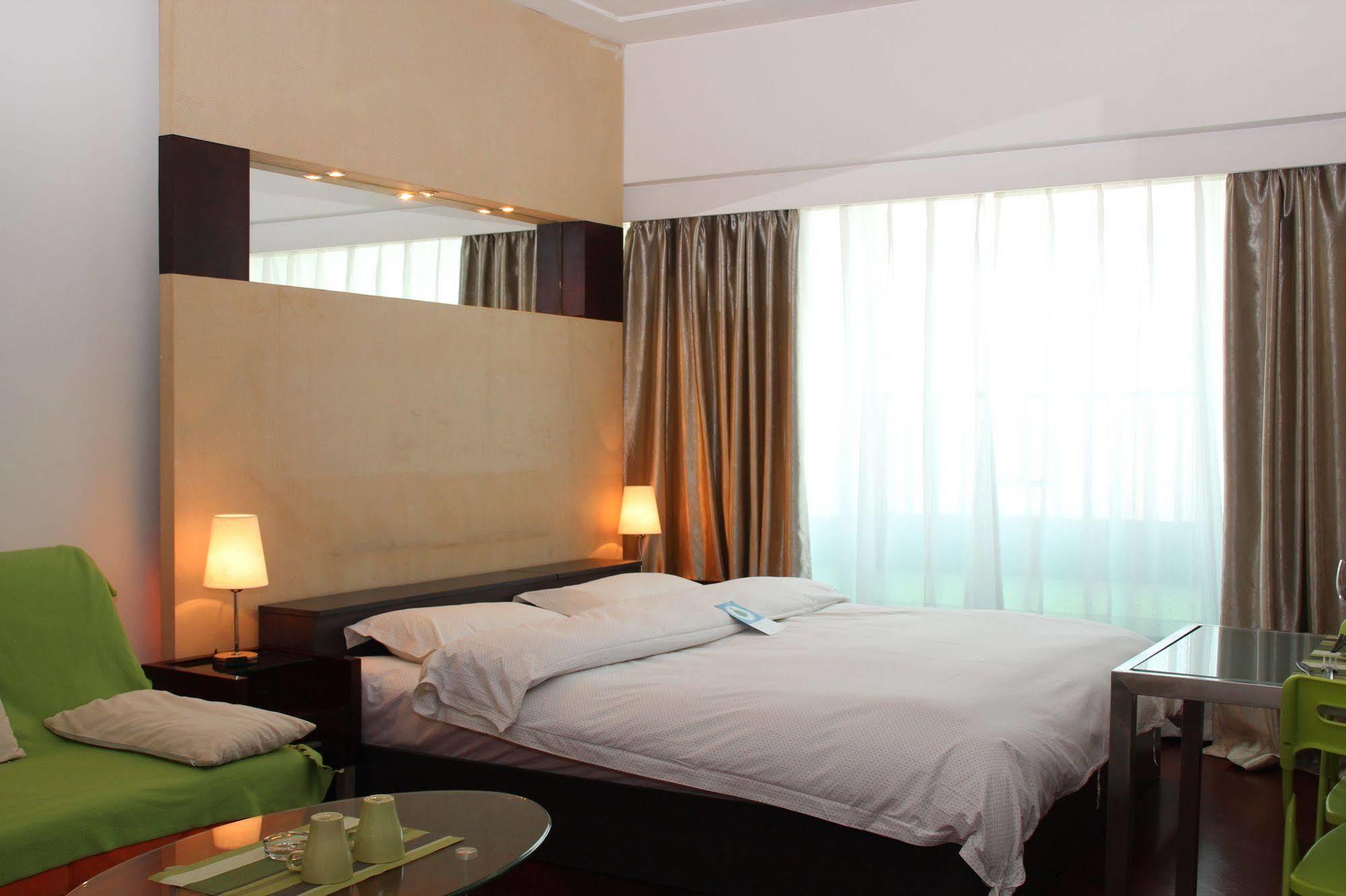 Cosmo World Union Service Aparthotel 3*