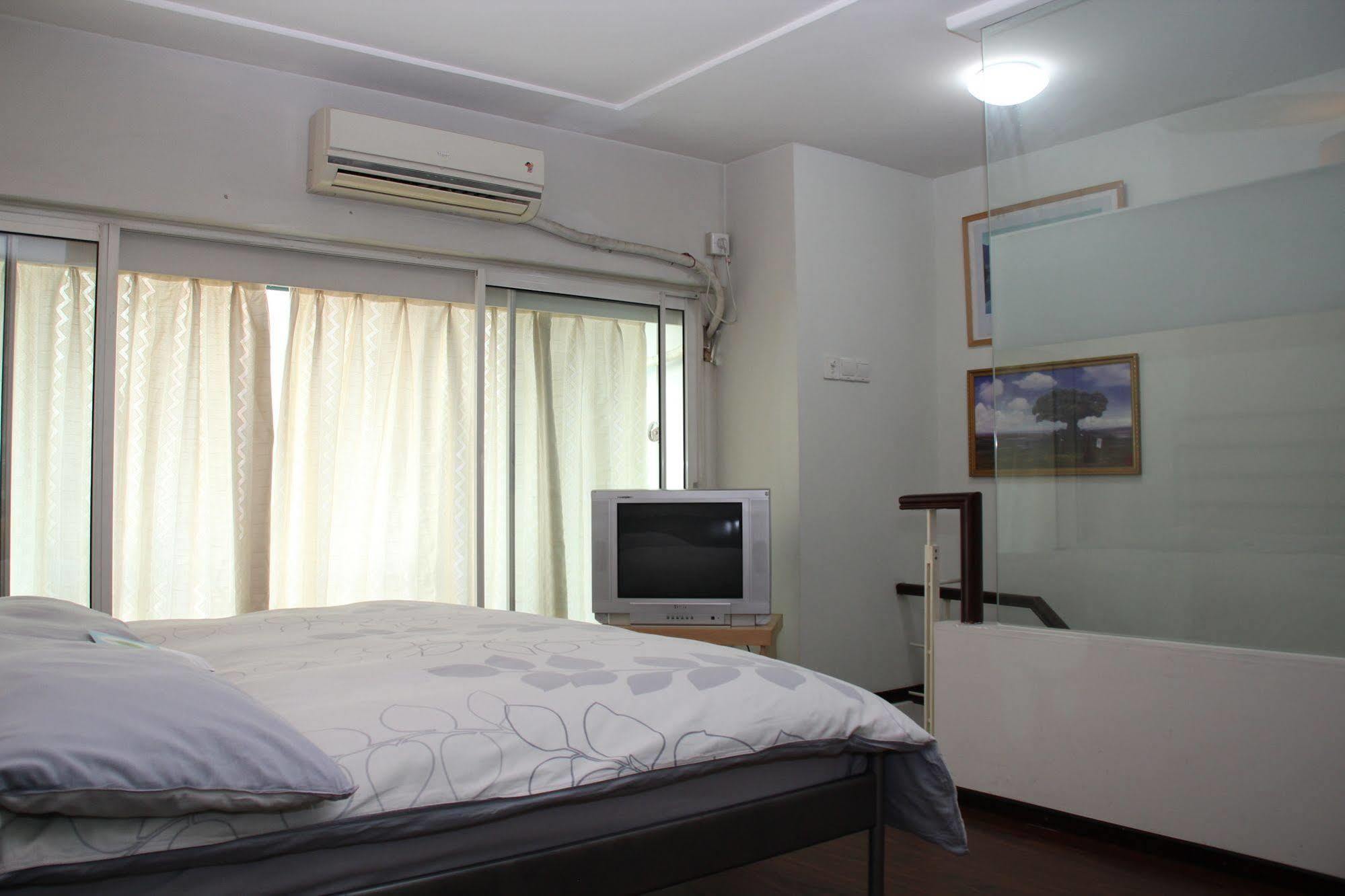 Cosmo World Union Service Aparthotel